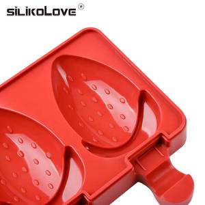 Nouveau moule à glaces en silicone à 6 cavités en forme de fraise avec bâtonnets, sans BPA, pour bâtonnets de fruits glacés - Product Image 4