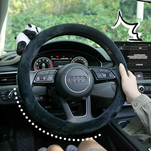 Funda de Volante de Felpa para Auto Panda, 38cm, Cálida, Antideslizante, para Uso en Invierno - Product Image 3
