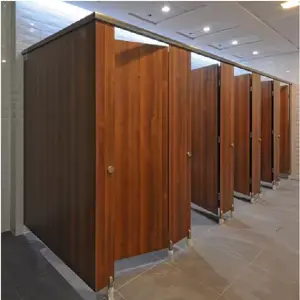 टुकड़े टुकड़े शौचालय विभाजन प्रणाली 12MM 18MM एचपीएल शौचालय विभाजन बोर्ड शॉवर पैनल शौचालय Cubicles