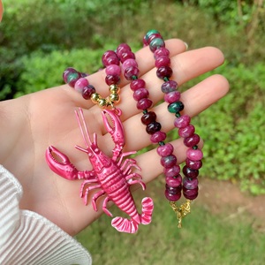TK-B054 复古紫红色树脂龙虾吊坠项链宝石串珠项链水钻心形项链女士首饰套装 - Product Image 5