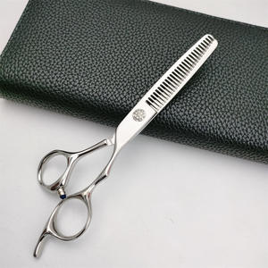 Tijeras de peluquería KL-6 de 6 pulgadas, de acero inoxidable VG10, tijeras de entresacar y tijeras planas con mango medio, rodamientos internos y almohadillas resistentes al desgaste. - Product Image 2