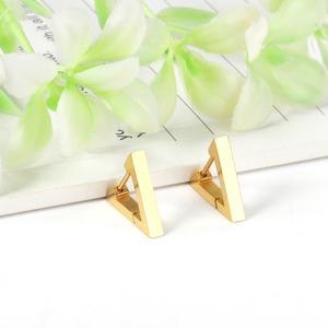Pendientes de Aro Triangulares Simples para Mujer, Chapados en Oro de 18k, Acero Inoxidable, Venta al Por Mayor - Product Image 5