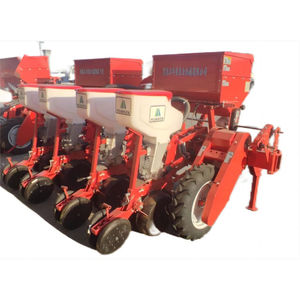Máquina <span class=keywords><strong>sembradora</strong></span> de maíz de gama alta montada en tractor agrícola de alta calidad con motor para aplicación de fertilizante de maíz - Product Image 1