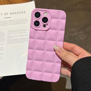 Coque de téléphone antichoc intégrale à motif damier 3D couleur unie pour iPhone 17 Pro Max - Product Image 4