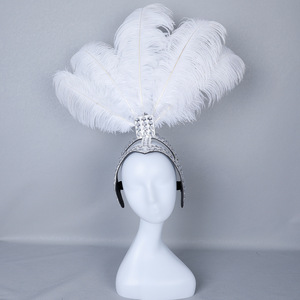 Serre-tête glamour inspiré des années 20 avec plumes et strass, accessoire de costume réglable DIY pour Halloween et les fêtes de remise des diplômes <span class=keywords><strong>Ava</strong></span> - Product Image 3