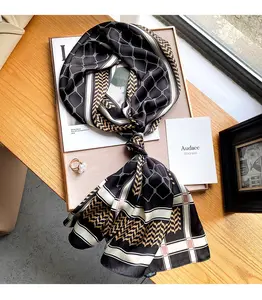 Stilista di lusso di moda da 160cm sciarpa quadrata di seta grande scialle con stampa floreale da donna sciarpe di raso regalo