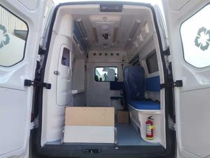 Nouvelle ambulance médicale diesel 120, équipement médical complet d'urgence, transmission automatique, personnalisable, vente directe d'usine - Product Image 5