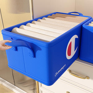 กล่องเก็บเสื้อผ้า Champion ทรงสี่เหลี่ยม ลายพิมพ์สีน้ำเงิน แบบพับได้ สำหรับจัดเก็บเสื้อผ้าและกางเกงในตู้เสื้อผ้า - Product Image 3