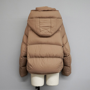 Giacca Imbottita di Lusso <span class=keywords><strong>Marrone</strong></span> per Uomo, Piumino con Cappuccio 900 Fill per Donna - Product Image 3