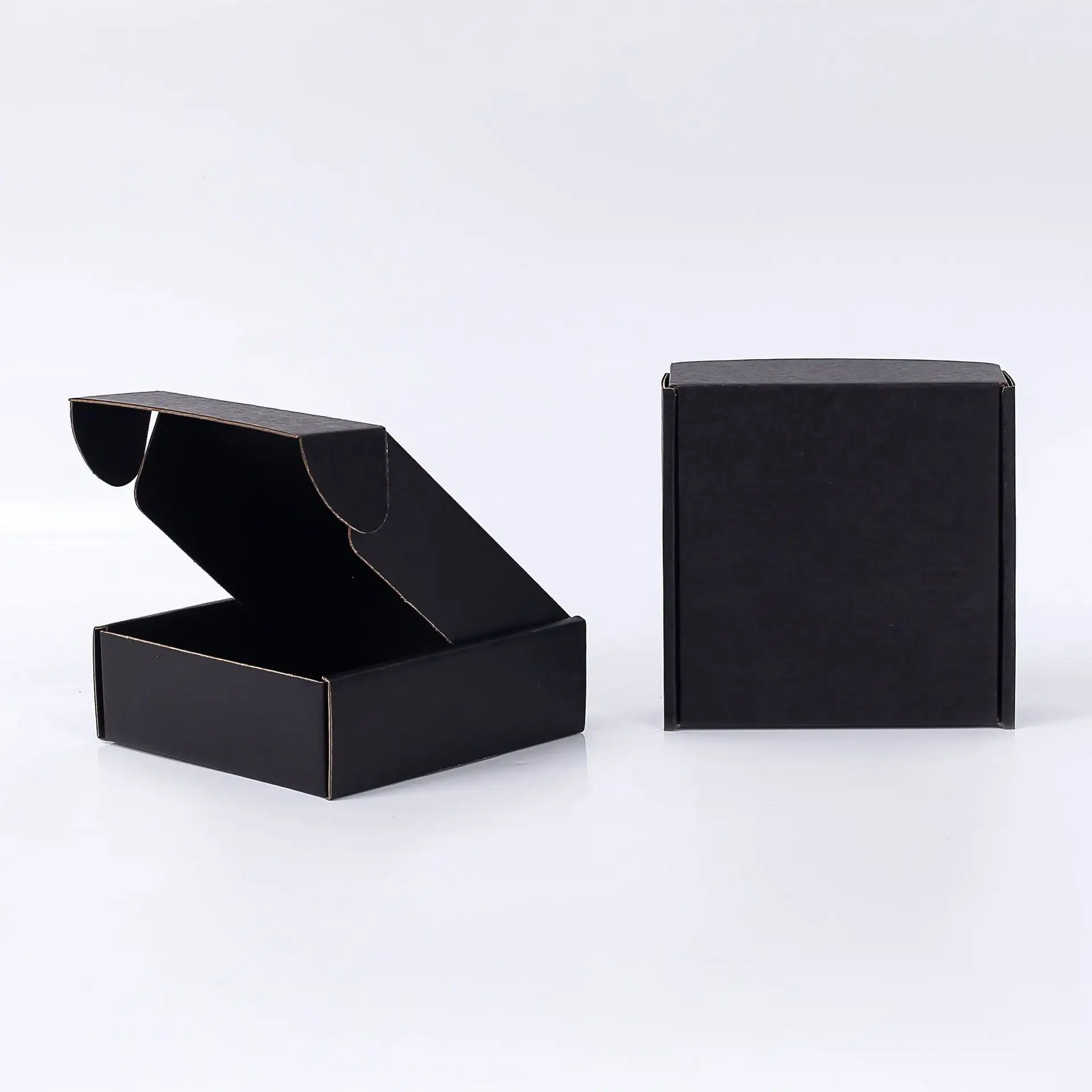 Logo personalizzato stampato Flat Pack scatola di imballaggio di carta cartone ondulato cartone fustetto pieghevole spedizione cassetta