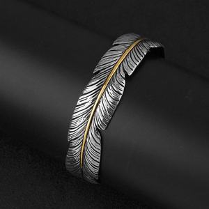 Bracelet ajustable pour femme en acier inoxydable plaqué titane, design squelette, style ouvert, hip-hop - Product Image 1