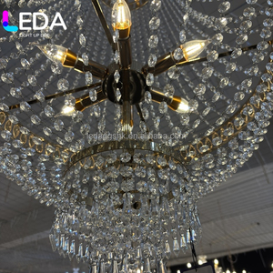 LEDA Nueva Lámpara de Araña de Hierro Forjado con Cuentas de Cristal para Bodas, Decoración de Escenarios de Hotel y Lugares de Boda - Product Image 2