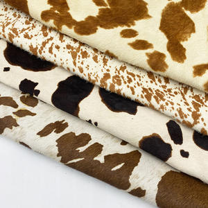 Motif personnalisé en cuir de vachette noir et blanc imprimé de peaux de vache authentiques - Product Image 3