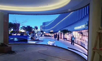 Mur vidéo LED cylindrique flexible d'intérieur P2 P4, colonne ronde, écran publicitaire incurvé personnalisé pour pilier, affichage LED circulaire