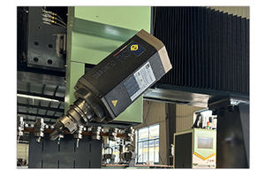 Routeur <span class=keywords><strong>CNC</strong></span> 4 axes ATC avec tête oscillante à 180 degrés, aspiration haute précision pour la sculpture sur bois, mousse et pierre - Product Image 3