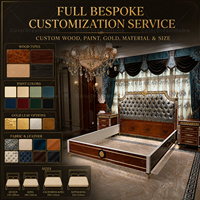 Ensemble de lit royal néoclassique de luxe en bois massif avec garniture dorée et capitonnage pour mobilier de chambre principale de villa