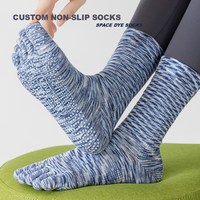 Chaussettes de haute qualité OEM, chaussettes à cinq doigts effet tie-dye, antidérapantes, respirantes, pour yoga, pilates, chaussettes à orteils pour intérieur