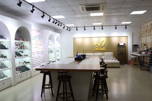 Offre Spéciale Nouveauté Libre Sameple De Gel De Scintillement en gros uv briser diamant gel <span class=keywords><strong>vernis</strong></span> à ongles - Product Image 5