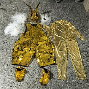 Costume de miroir réfléchissant sur mesure ODM, directement de l'usine, pour la location d'événements et l'utilisation par les entreprises de divertissement - Product Image 6