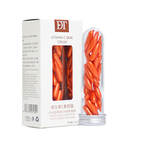 Crème hydratante éclaircissante nourrissante à la vitamine C et à l'acide hyaluronique en capsule OEM/ODM pour femmes adultes, soin de la peau à domicile