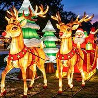 Lanternes de festival extérieures colorées de Noël avec lumières LED et décorations en tissu de soie imperméables pour parcs et événements
