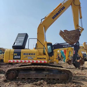 รถขุดตีนตะขาบ Komatsu PC300 มือสอง ใช้งานง่าย พร้อมฟังก์ชั่นครบครัน รถขุด Komatsu PC200 240 300 ของแท้จากญี่ปุ่น ลดราคา - Product Image 1