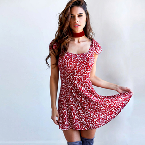 Ropa de Marca Hot Mix en Liquidación: Lotes Mixtos al por Mayor de Vestidos Casuales y Camisetas para Mujer, Entrega Aleatoria - Product Image 1