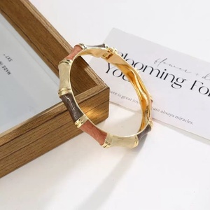 Factory Wholesale Fashionable Plant Knot Shaped Jade Electroplated Christian Bangle Hand Jewelry Drip Oil Color Matching - Product Image 6
