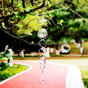 Bola de observación al por mayor cola en espiral con 2 bolas de cristal Spinner de viento estabilizador colgante para decoración de jardín interior y exterior - Product Image 4