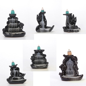 Cadeau artisanal créatif en céramique, reflux insenteurs cascade brûleur bouddhiste main lotus cône porte-encens bâton four - Product Image 1