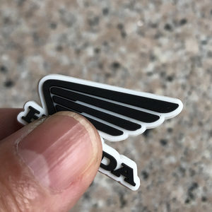 Abalorios de PVC con logotipo propio de la decoración de zapatos, venta al por mayor, accesorios de lujo personalizados para coches de marca, abalorios de zapatos para zuecos de adultos - Product Image 3