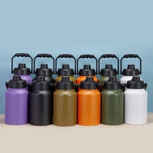 Botella de Agua Deportiva Flask de 128 oz (Un Galón) con Pajita y Boquilla, Aislada al Vacío, de Acero Inoxidable de Doble Pared, Mantiene la Temperatura de 6 a 12 Horas - Product Image 2