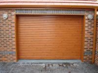 Volets anti-tempête modernes en alliage d'aluminium, portes roulantes anti-ouragan avec surface ignifugée, marque Voltor