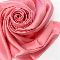 Tissu de duchesse en satin de soie biologique 100% de haute qualité Charmeuse de luxe brillant classique pour robe châle chemise pour enfants
