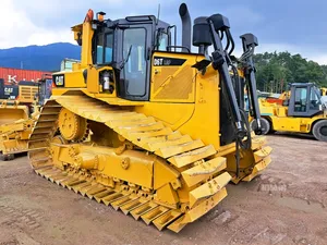 รถดันดินตีนตะขาบ D6T ยี่ห้อดัง สำหรับงานหนัก งานก่อสร้าง งานเหมือง ความจุดันดิน 5.6 เมตร น้ำหนัก 27200 กิโลกรัม กำลัง 149 กิโลวัตต์ น้ำหนักรวม 20449 กิโลกรัม - Product Image 5