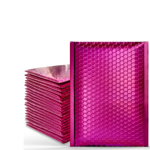 50 Pezzi # 6 Buste Imbottite Rosa Lucide Impermeabili 12.25x19.5 Pollici, Spessore 2 Mil, per Spedizioni e Imballaggi, Vendita all'Ingrosso - Product Image 1
