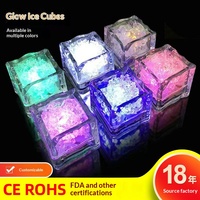 Cubetti di Ghiaccio Luminosi in Plastica per Bar e KTV, Giocattoli LED con Sensore e Luci Lampeggianti