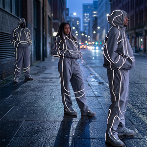 Conjunto de Sudadera y Pantalones Deportivos Personalizados de Estilo Urbano, de Secado Rápido, Transpirables, con Capucha Extra Grande, Cierre con Cordón, de Algodón Grueso - Product Image 4