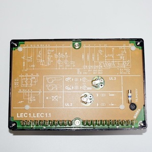 Contrôleur de Combustion Siemens Lec8851 avec Interface Modbus, Mémoire de Données et Accessoires pour Brûleur - Product Image 5
