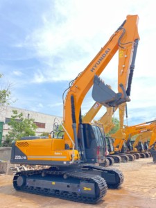 Excavadora Hyundai 220-9 Coreana de Segunda Mano, Precio Económico, Excavadora Hyundai 220 de 22 Toneladas con Pintura Original - Product Image 5
