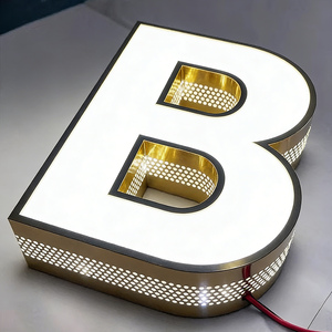 Nouveauté : Enseigne lumineuse extérieure personnalisée en métal doré 3D brillant avec logo d'entreprise pour publicité commerciale - Product Image 1