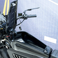 Pièces de rechange pour vélo électrique Owayebike Black Warrior : pare-brise, sac de réservoir en plastique, sacoches de selle.