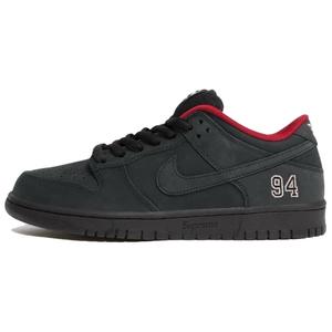 รองเท้าสเก็ตบอร์ด Nike Sb Dunk Low Supreme 94 สีดำ - Product Image 1