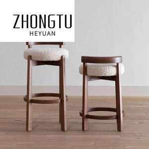 Tabourets <span class=keywords><strong>de</strong></span> <span class=keywords><strong>bar</strong></span> modernes en bois <span class=keywords><strong>de</strong></span> chêne à dossier haut Chaise <span class=keywords><strong>de</strong></span> <span class=keywords><strong>bar</strong></span> pour cuisine, jardin, maison, restaurant, comptoir <span class=keywords><strong>Tabouret</strong></span> <span class=keywords><strong>de</strong></span> <span class=keywords><strong>bar</strong></span> <span class=keywords><strong>de</strong></span> luxe personnalisé - Product Image 4