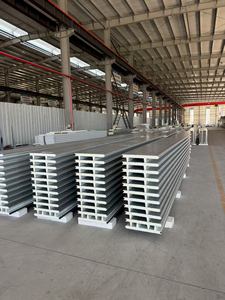 Vente directe en usine-Panneau en acier industriel <span class=keywords><strong>porte</strong></span> <span class=keywords><strong>de</strong></span> <span class=keywords><strong>garage</strong></span> sectionnelle <span class=keywords><strong>avec</strong></span> conception sandwich pour utilisation - Product Image 6