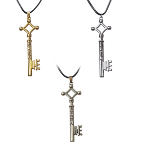 Collana con Ciondolo a Chiave ZRM Vintage in Lega di Zinco Placcata <span class=keywords><strong>Oro</strong></span> Anticato, con Charm Animazione Cartone Animato Attack on Titan Allen - Product Image 1