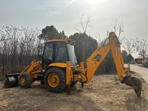 Chargeuse-pelleteuse d'occasion JCB 3CX de marque britannique haute performance, vente directe usine, avec moteur et pompe - Mini-chargeuse 8 tonnes de charge nominale - Product Image 4