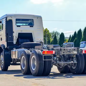 Xcellent état Sinotruck Howo 10 roues tracteur camion 371hp 420hp Manunl 6x4 remorque 40tonnes en bonne vente - Product Image 3