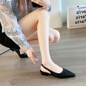 Sandales Baotou pour femmes, nouveau style d'été, bout pointu, talon épais, chaussures élégantes pour femmes - Product Image 2