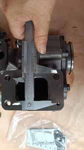 Turbocompresor Compatible con Liugong, Pieza 4038597 /4044890/4955156, Directo de Fábrica, Repuestos para Maquinaria de Construcción - Product Image 4